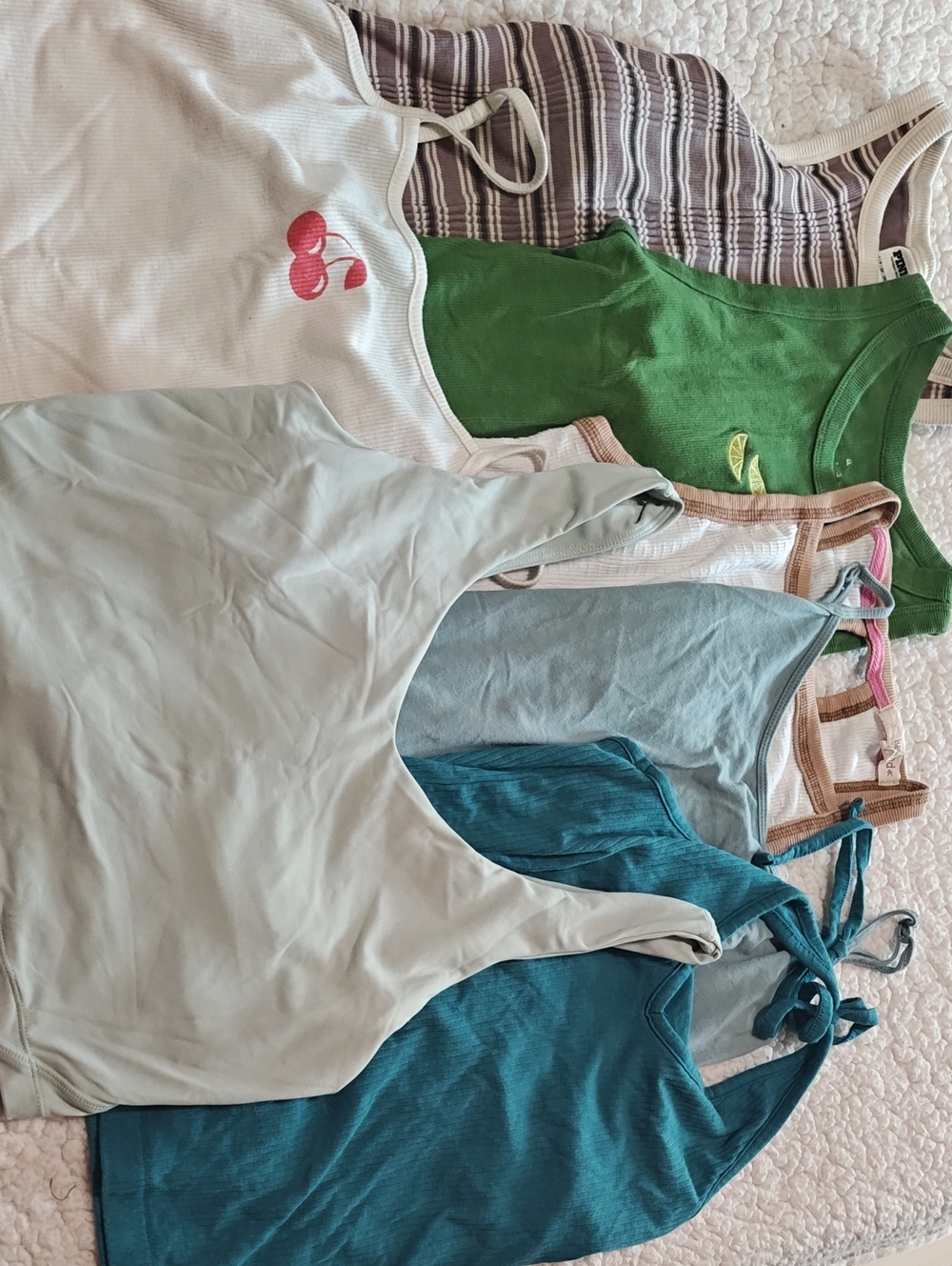Wander Cream and Teal Layered 7 Tank Set